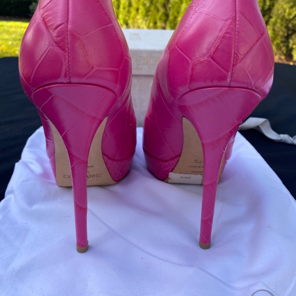 Shoes - Picture 6 of 12